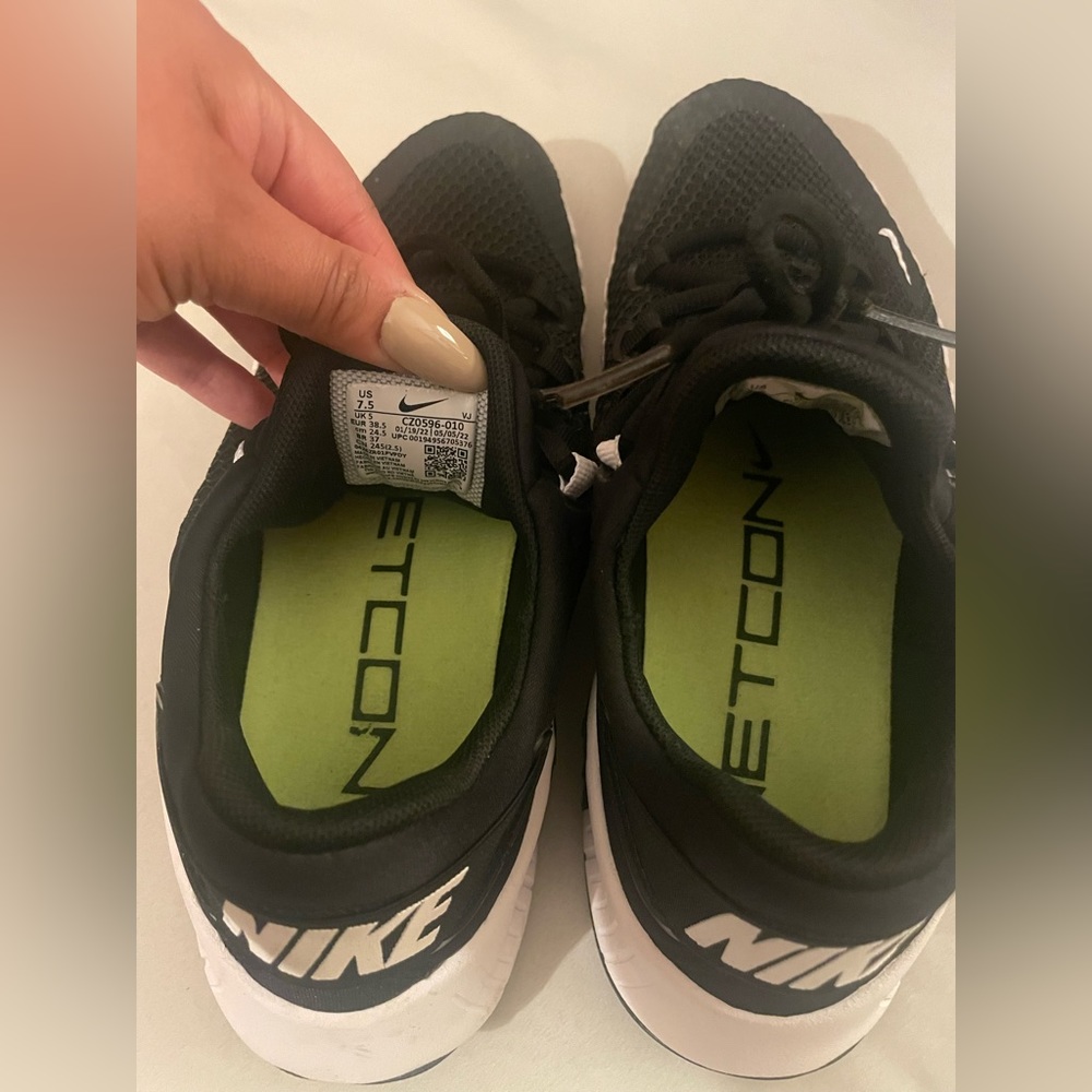 Nike METCON 4 women’s 7 1/2